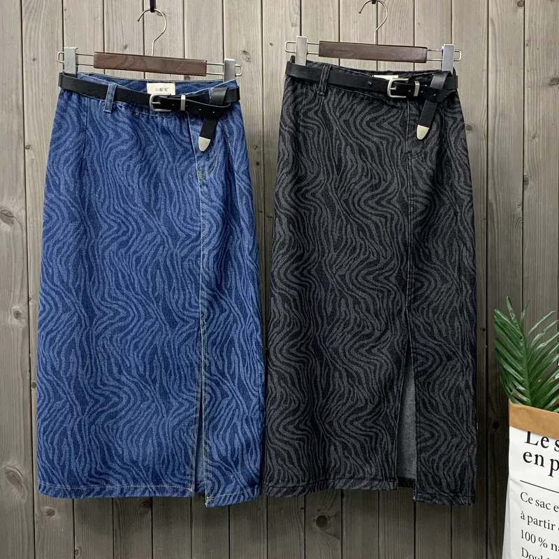 Женская джинсовая юбка с высокой талией, повседневная трапециевидная юбка до колен с разрезом, весна-лето 2021
Женская джинсовая юбка с высокой талией, повседневная трапециевидная юбка до колен с разрезом, весна-лето 2021