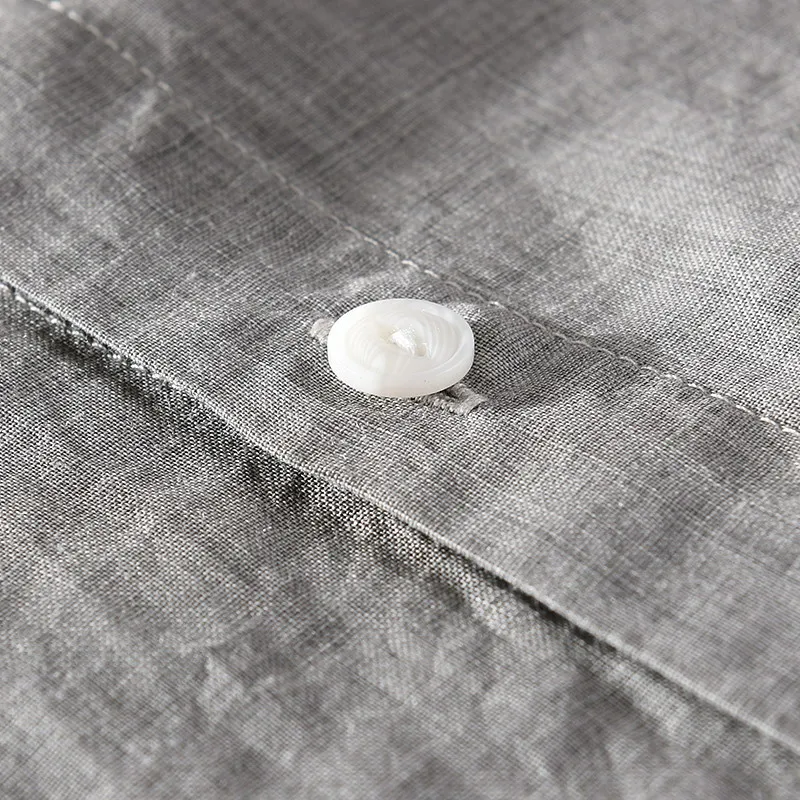 Summer new style 100% linen stand-up collar loose simple fashion men's short-sleeved popular cardigan thin solid color shirt
Summer new style 100% linen stand-up collar loose simple fashion men's short-sleeved popular cardigan thin solid color shirt