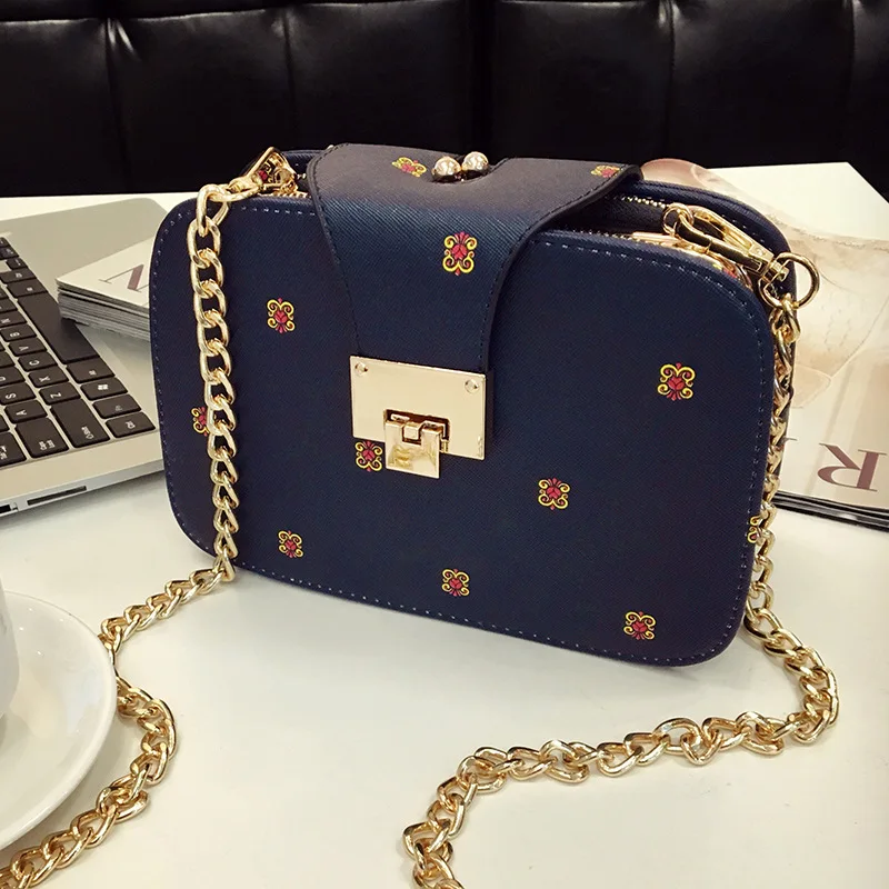 2021 Spring New Fashion Women Shoulder Bag Chain Strap Flap Designer Handbags Clutch Bag Ladies Messenger Bags with Metal Buckle
2021 Spring New Fashion Women Shoulder Bag Chain Strap Flap Designer Handbags Clutch Bag Ladies Messenger Bags with Metal Buckle