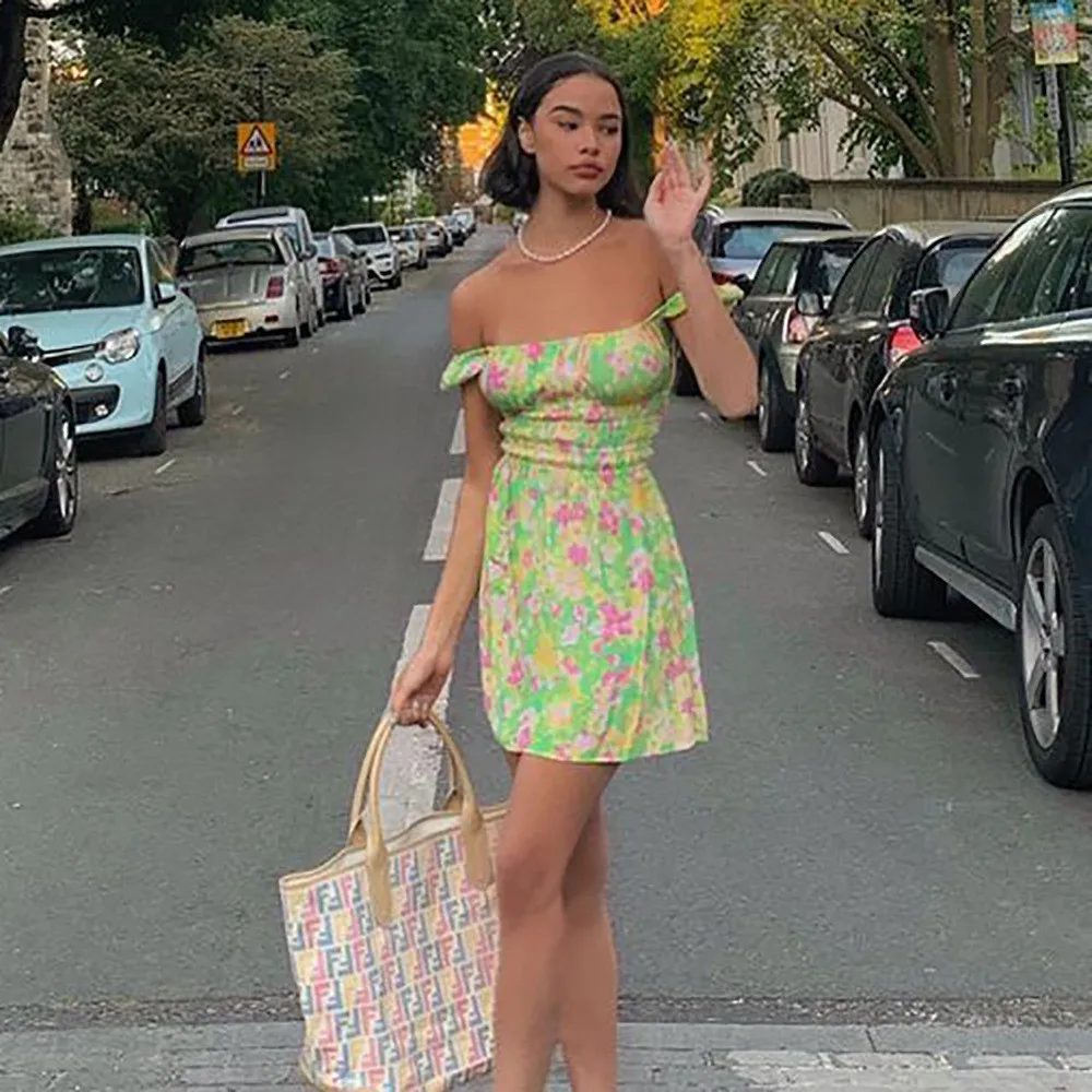 Women Sexy Slim Floral Dress Summer One Shoulder Tube Sling Dress Fashion Club Party Dresses Beach Casual Sundress Gown 2021
Women Sexy Slim Floral Dress Summer One Shoulder Tube Sling Dress Fashion Club Party Dresses Beach Casual Sundress Gown 2021