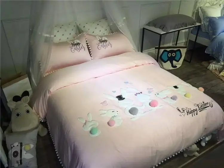 Cute Rabbit Girls Duvet cover set 60S Egyptian cotton Pink Bedding set Queen King size J/6pcs For Girl Bed linen sheet set Gift
Cute Rabbit Girls Duvet cover set 60S Egyptian cotton Pink Bedding set Queen King size J/6pcs For Girl Bed linen sheet set Gift