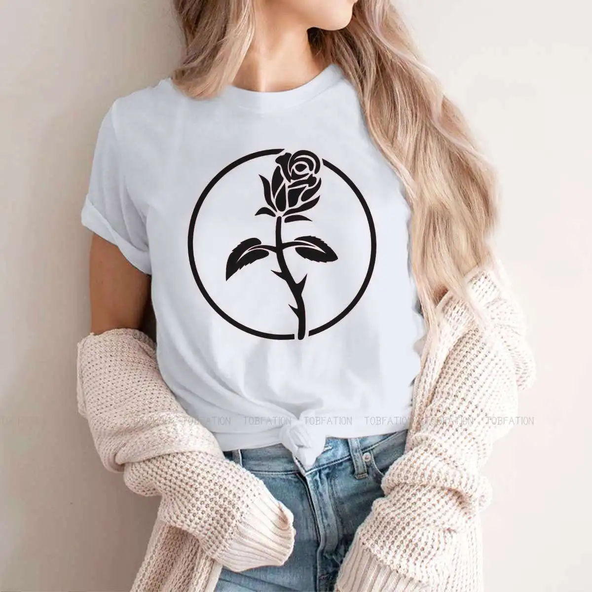 Женская футболка с рисунком розы, большие размеры
Женская футболка с рисунком розы, большие размеры