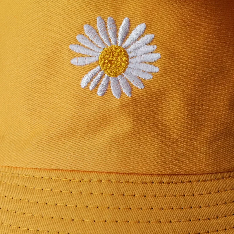 Fashion Summer Bucket Hat Double-side Harajuku Style with Daisy Embroidery Outdoors Sunscreen Fisherman Hat for Women Men
Fashion Summer Bucket Hat Double-side Harajuku Style with Daisy Embroidery Outdoors Sunscreen Fisherman Hat for Women Men
