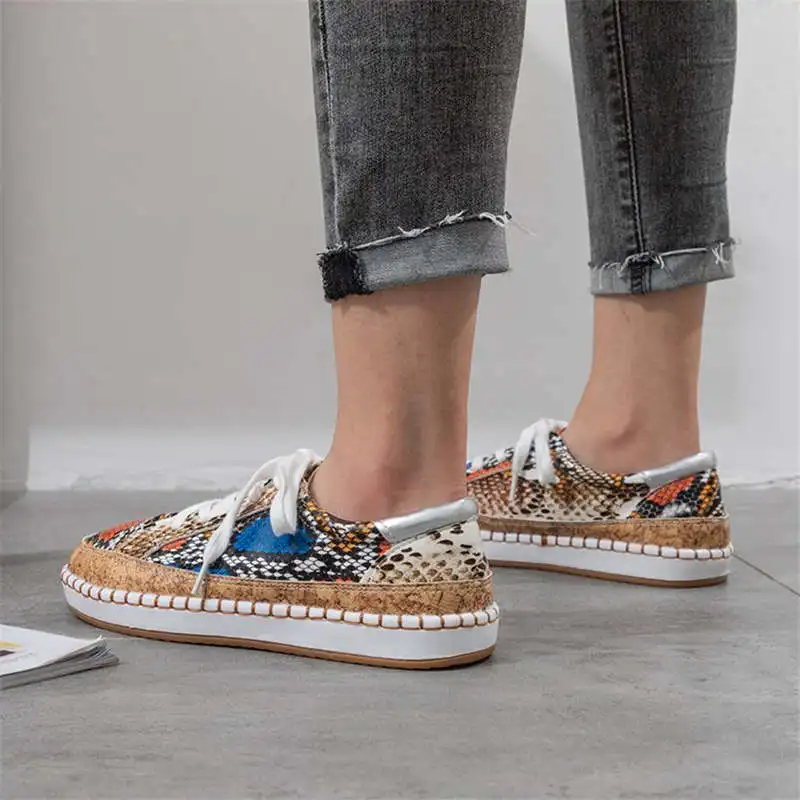 Adult Female Running Sneakers Shoose Women's Summer Sports Shoes Large Number Summer Woman Sneakers Sport Shoes Women Tennis
Adult Female Running Sneakers Shoose Women's Summer Sports Shoes Large Number Summer Woman Sneakers Sport Shoes Women Tennis