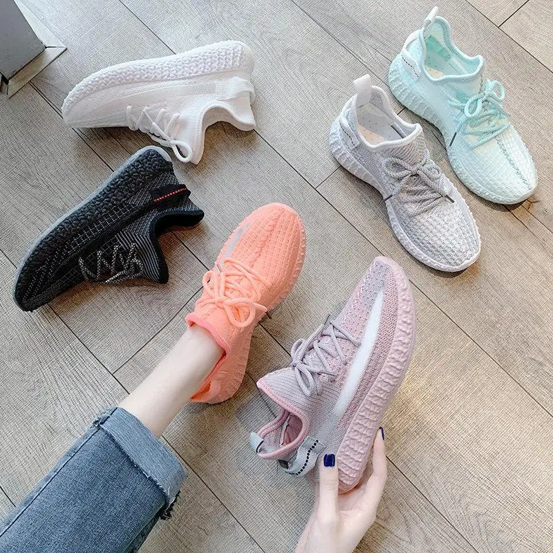 2022 Women's Casual Running Shoes Comfortable Sports Trend Lightweight Walking Sneakers Breathable Zapatillas Tenis Feminino
2022 Women's Casual Running Shoes Comfortable Sports Trend Lightweight Walking Sneakers Breathable Zapatillas Tenis Feminino