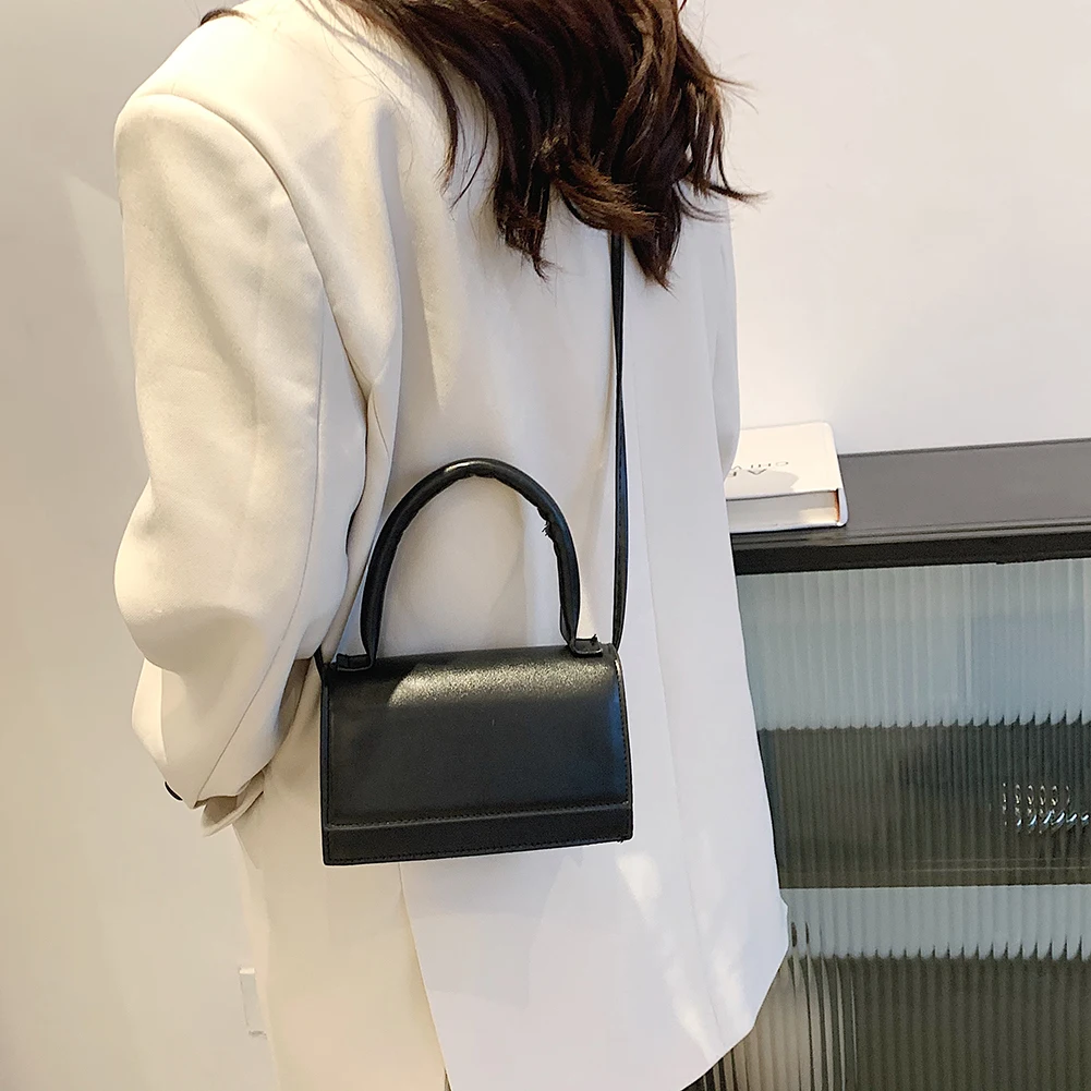 Fashion Women Crossbody Bag PU Pure Color Shoulder Ladies Small Messenger Bags Pure Color Luxury Hand Bag Female Travel
Fashion Women Crossbody Bag PU Pure Color Shoulder Ladies Small Messenger Bags Pure Color Luxury Hand Bag Female Travel