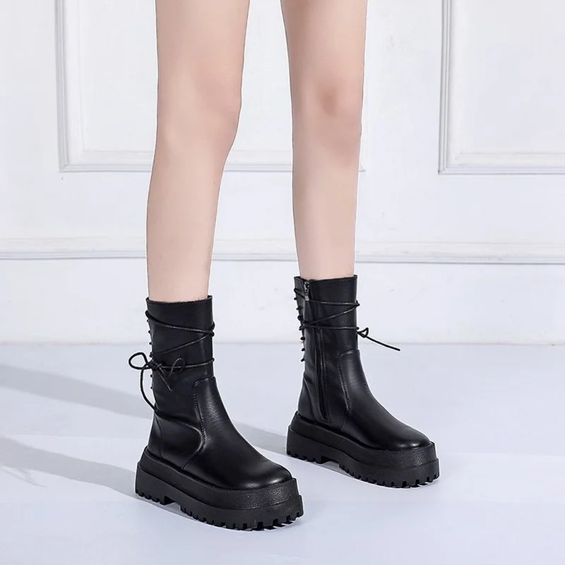 Women's Shoes 
Women's Shoes