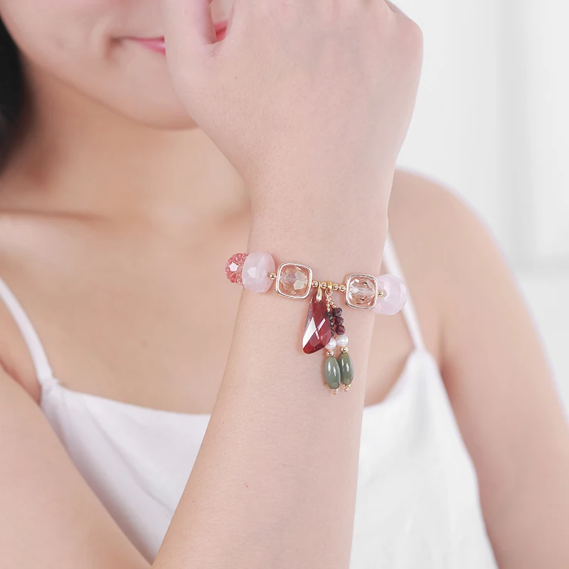 Fashion Original handmade jewelry with natural pink crystal bracelet with Austrian crystal Women
Fashion Original handmade jewelry with natural pink crystal bracelet with Austrian crystal Women