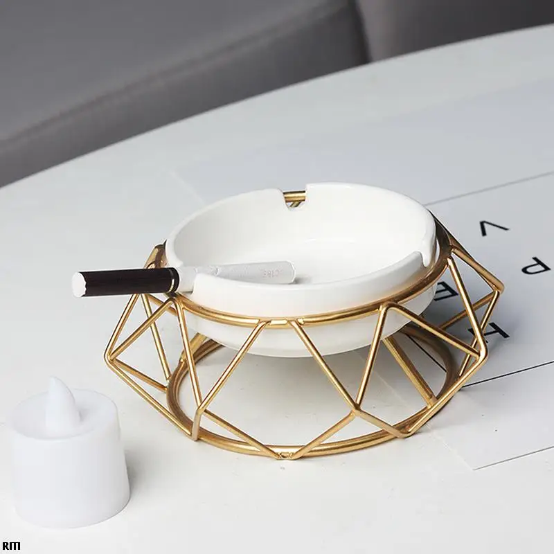 Creative Ceramic Ashtray Hollow Out Ash Tray Home Living Room Desktop Decoration Ashtray
Creative Ceramic Ashtray Hollow Out Ash Tray Home Living Room Desktop Decoration Ashtray