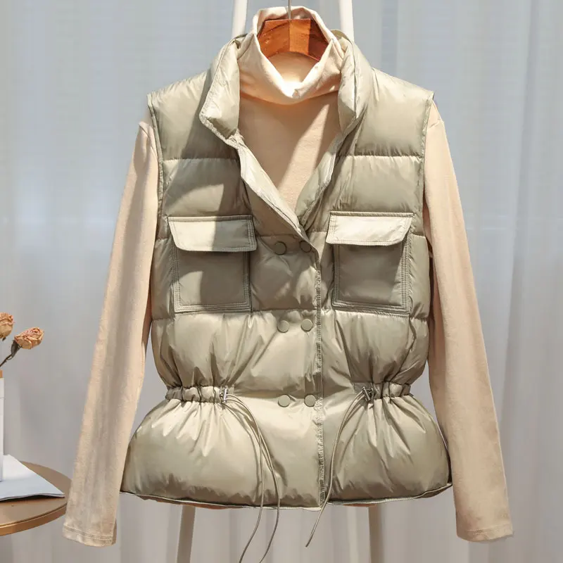 2021 Invierno de las mujeres Ultra luz blanca chaleco chaqueta de plumn de pato abajo corto abrigo de mujer chaleco sin mangas
2021 Invierno de las mujeres Ultra luz blanca chaleco chaqueta de plumn de pato abajo corto abrigo de mujer chaleco sin mangas