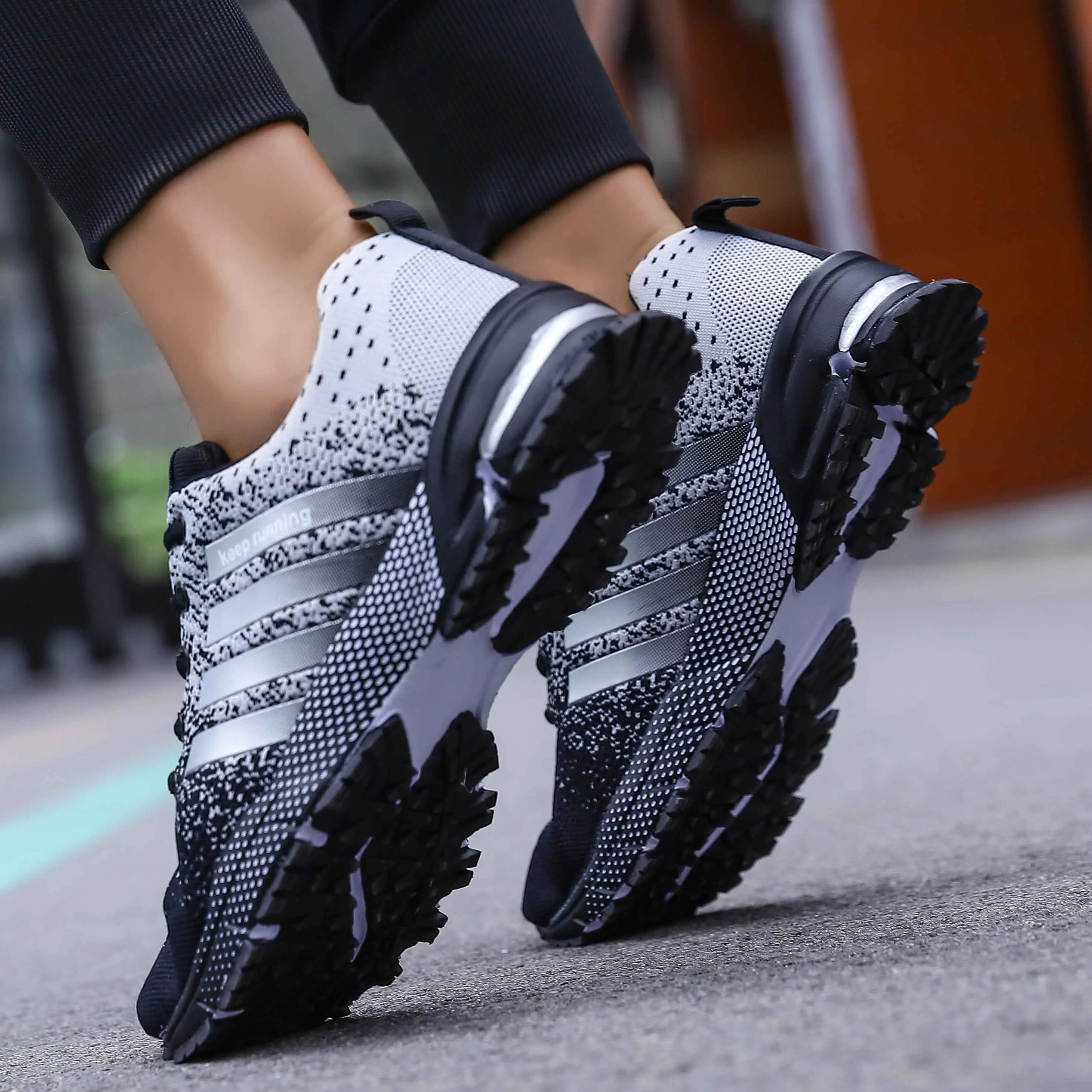 Sneakers for Men Fashion Gym Shoes Light Casual Mens Pink Shoes Breathe Lover Outdoor Jogging Shoes Comfortable Footwear 35-47
Sneakers for Men Fashion Gym Shoes Light Casual Mens Pink Shoes Breathe Lover Outdoor Jogging Shoes Comfortable Footwear 35-47