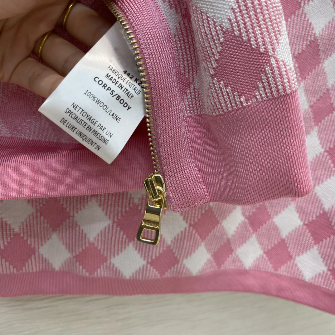 High-end Sweet Pink Skirts Sets Women Summer 2021 Trend U-neck Plaid Short Tanks Top and Top Quality Wool Wrap Skirts Sets Lady
High-end Sweet Pink Skirts Sets Women Summer 2021 Trend U-neck Plaid Short Tanks Top and Top Quality Wool Wrap Skirts Sets Lady