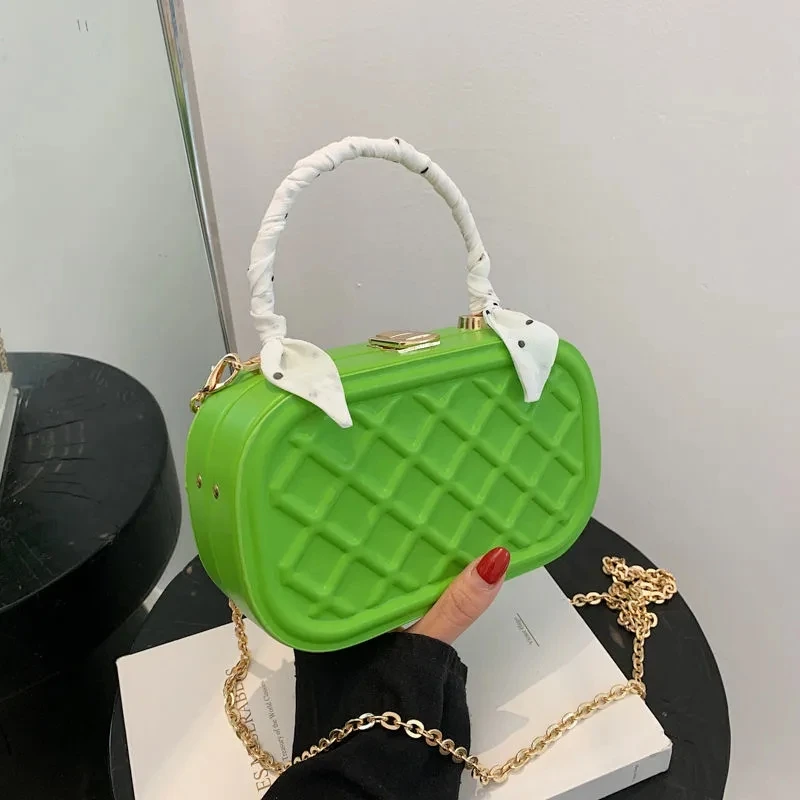 Hot selling ins Pu practical women's bag 2021 new portable small square bag versatile Korean fashion Makeup Bag Messenger Bag
Hot selling ins Pu practical women's bag 2021 new portable small square bag versatile Korean fashion Makeup Bag Messenger Bag