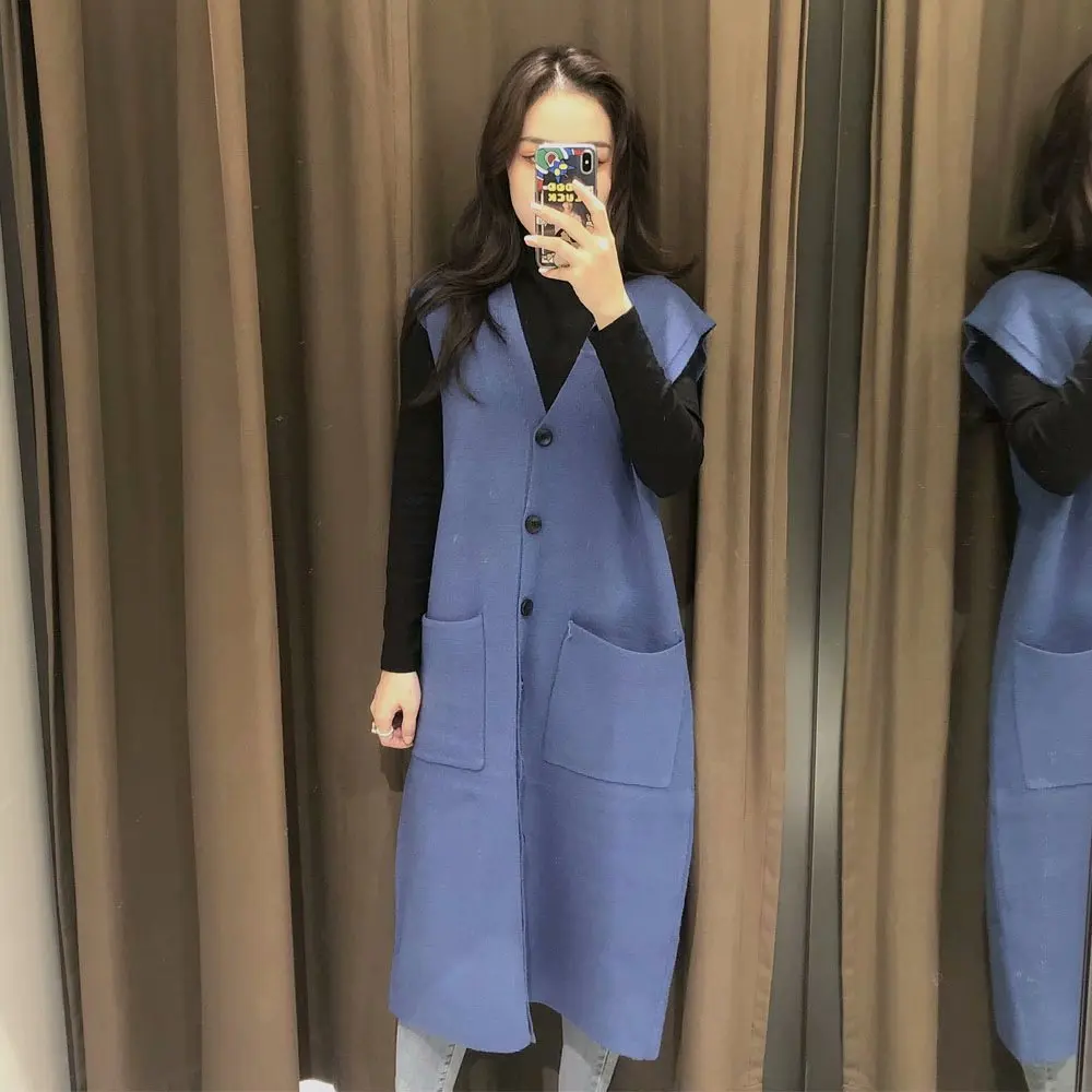 2020 New Autumn Women Tops Solid Button Pockets Sleeveless V-Neck Long Vest Female Fashion Casual Women Clothes
2020 New Autumn Women Tops Solid Button Pockets Sleeveless V-Neck Long Vest Female Fashion Casual Women Clothes