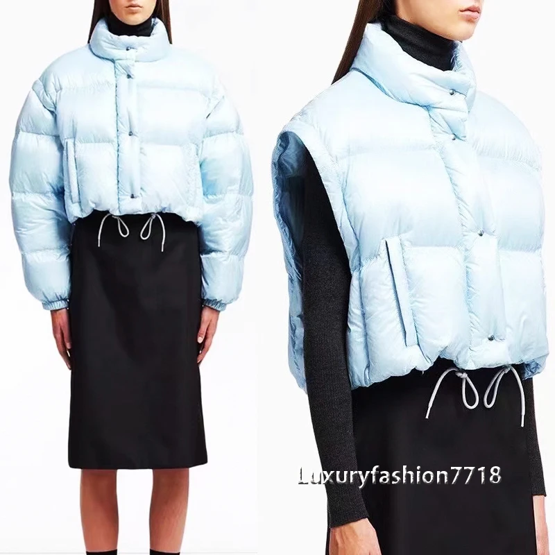High end fashion women clothes coats Triangle mark Design Long sleeve jacket closed waist stand collar woman jacket warm coat
High end fashion women clothes coats Triangle mark Design Long sleeve jacket closed waist stand collar woman jacket warm coat