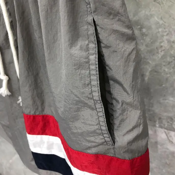 TB THOM BULUO Brand Casual Shorts Men Summer Beach Shorts Sports Trousers Striped Knee Length Jogger Track Shorts Ins 
TB THOM BULUO Brand Casual Shorts Men Summer Beach Shorts Sports Trousers Striped Knee Length Jogger Track Shorts Ins