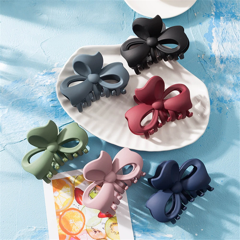 Hair Accessories Acrylic Solid Headwear Big Hair Claws Barrette Hairpins Flower Hair Clips
Hair Accessories Acrylic Solid Headwear Big Hair Claws Barrette Hairpins Flower Hair Clips