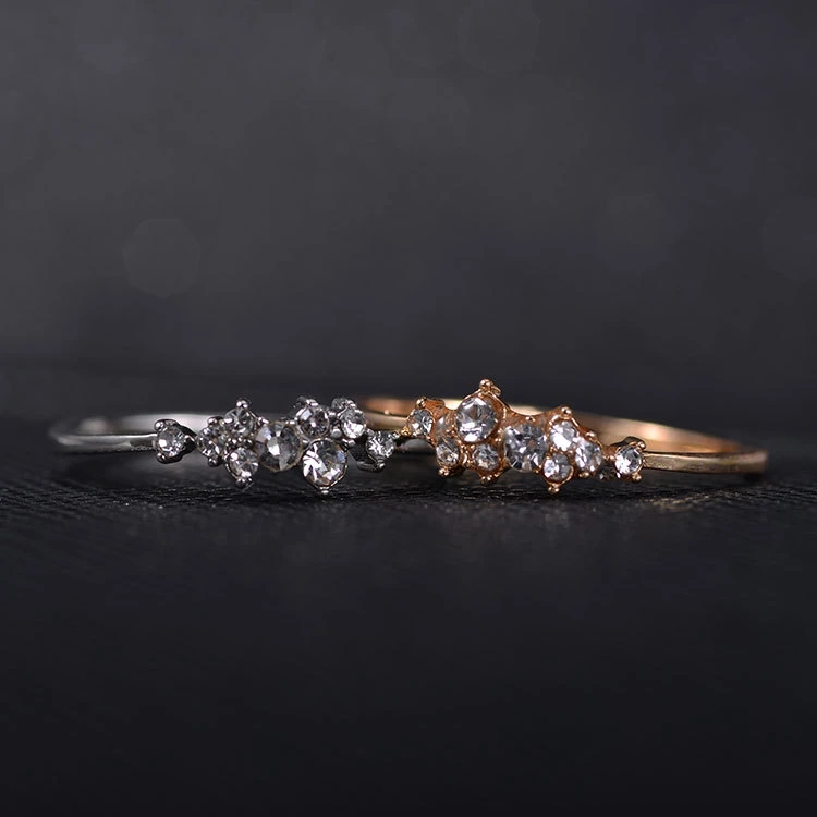 Fashion Simple Rhinestone Crystal Brand Rings for Women Gold Silver Color Female Ring Party Wedding Jewelry Wholesale
Fashion Simple Rhinestone Crystal Brand Rings for Women Gold Silver Color Female Ring Party Wedding Jewelry Wholesale