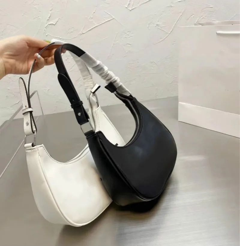 hi boom 2021 Retro PU Leather Crossbody Bags For Women 2021 Small Shoulder Simple Bag Lady Phone Handbags and Purses 
hi boom 2021 Retro PU Leather Crossbody Bags For Women 2021 Small Shoulder Simple Bag Lady Phone Handbags and Purses