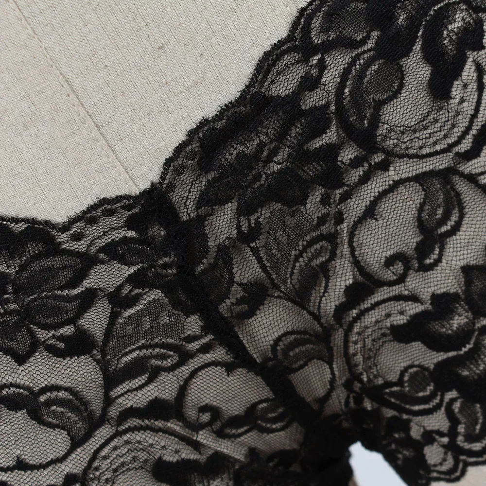 Sexy Girl High Waist G-string Ladies floral Hollow lace panties Brief Thongs Sexy Lingerie Knicker Underwear q4
Sexy Girl High Waist G-string Ladies floral Hollow lace panties Brief Thongs Sexy Lingerie Knicker Underwear q4
