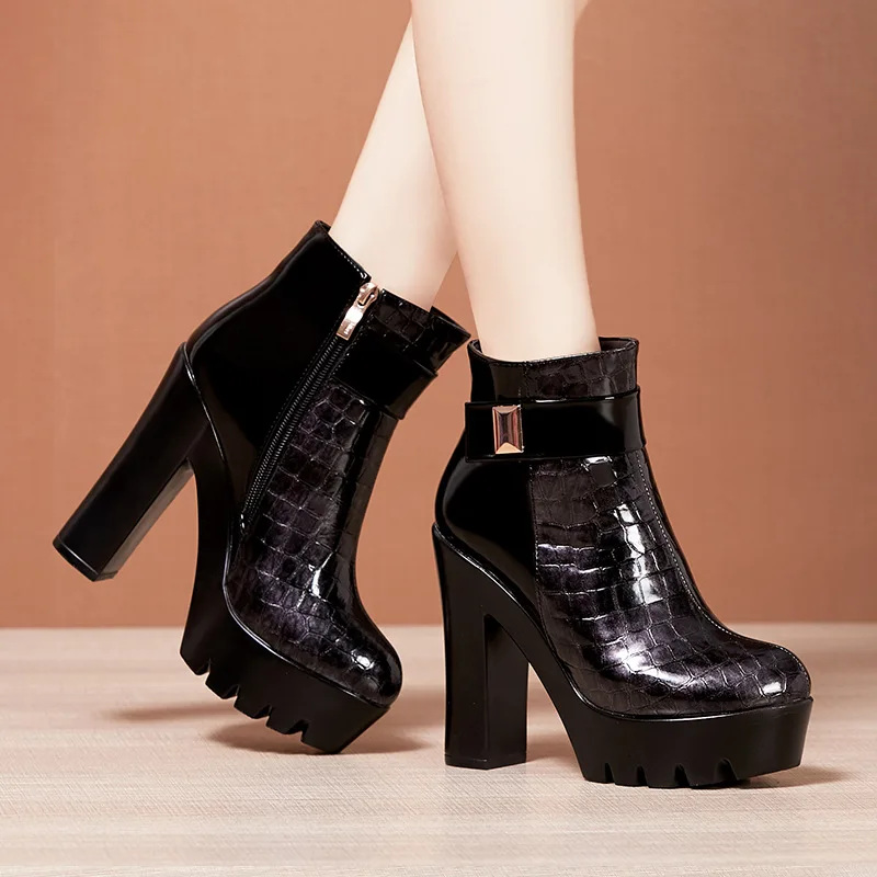 Size (32-43) Buckle Round Toe Patent Leather Shoes Deep Mouth Women Boots Genuine Leather Shoes Fall Winter Motorcycle Boots
Size (32-43) Buckle Round Toe Patent Leather Shoes Deep Mouth Women Boots Genuine Leather Shoes Fall Winter Motorcycle Boots