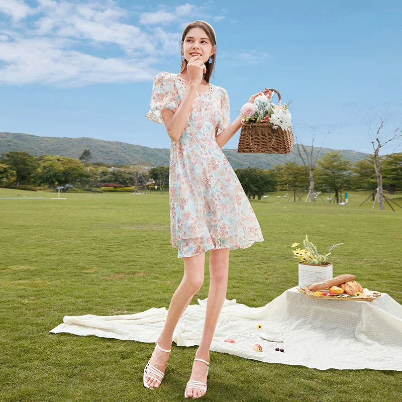 SHZQ Floral Dress Women's Summer 2021 New Small Fresh and Sweet Printed Square Neck Bubble Sleeve Chiffon Skirt
SHZQ Floral Dress Women's Summer 2021 New Small Fresh and Sweet Printed Square Neck Bubble Sleeve Chiffon Skirt