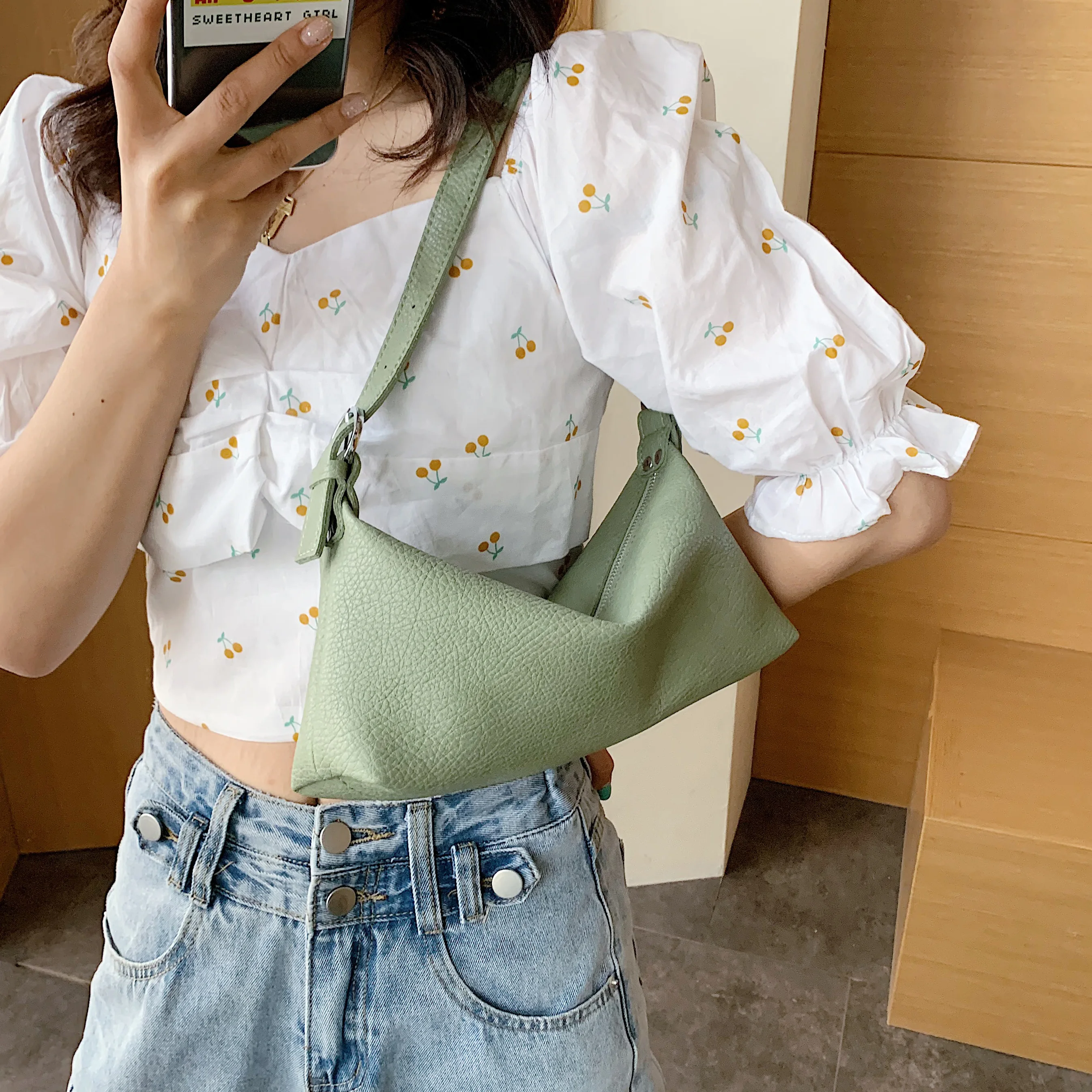 Vintage Solid Color Small PU Leather Crossbody Bags For Women 2021 Simple Shoulder Handbags Female Travel Totes Purses
Vintage Solid Color Small PU Leather Crossbody Bags For Women 2021 Simple Shoulder Handbags Female Travel Totes Purses