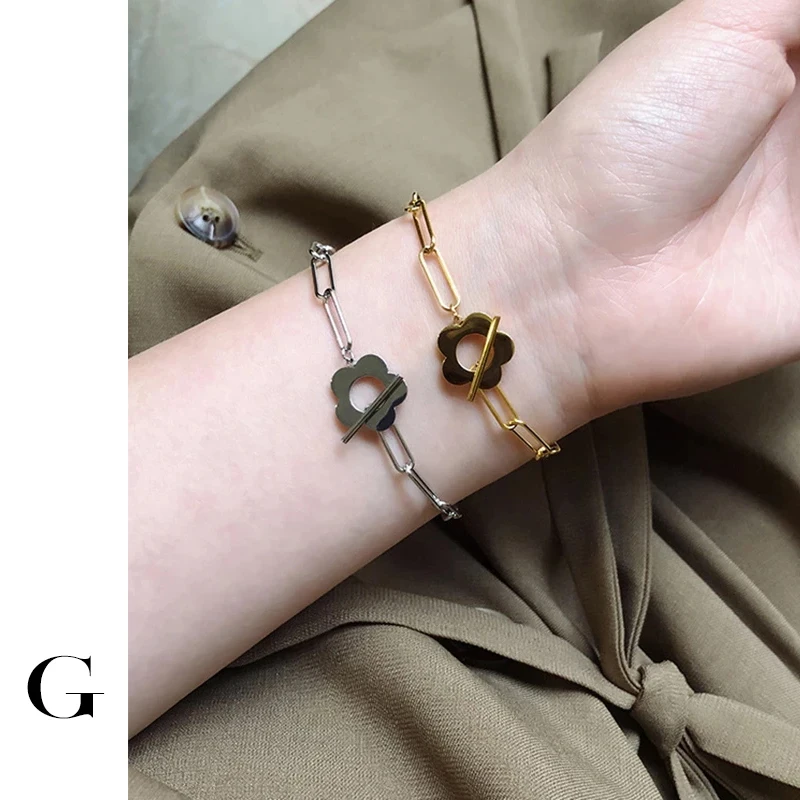 GHIDBK Hot Sale 2020 New Arrivals Bangles Minimalist Stainless Steel Flower O Chain Bracelets with OT Clasp Gold Color Bracelet
GHIDBK Hot Sale 2020 New Arrivals Bangles Minimalist Stainless Steel Flower O Chain Bracelets with OT Clasp Gold Color Bracelet