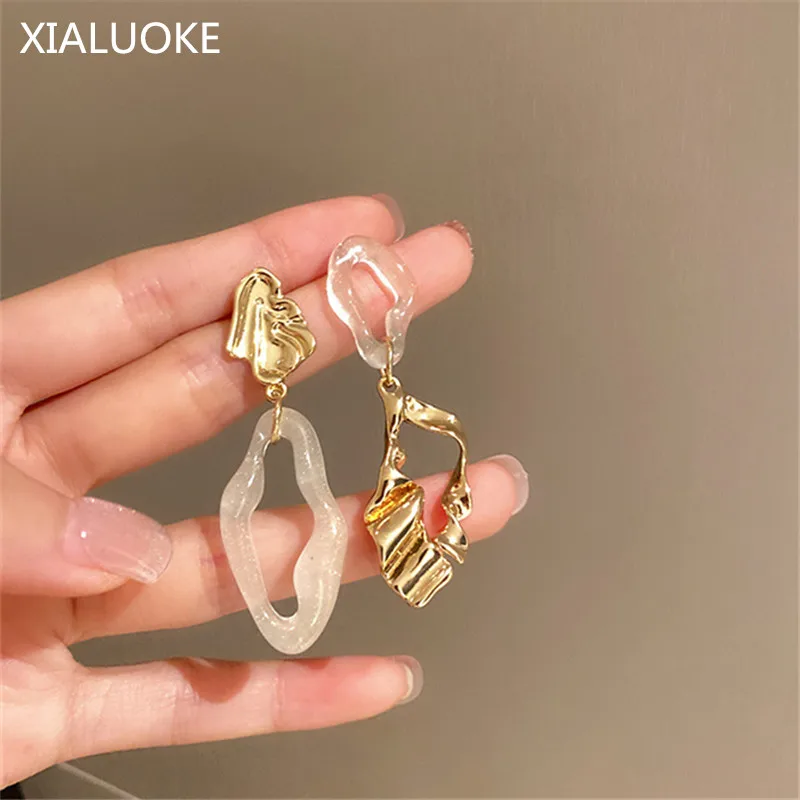XIALUOKE S925 Needle Irregular Metal Asymmetric Acrylic Resin Earrings Pendants Retro Joker Big Earring For Women Party Jewelry
XIALUOKE S925 Needle Irregular Metal Asymmetric Acrylic Resin Earrings Pendants Retro Joker Big Earring For Women Party Jewelry
