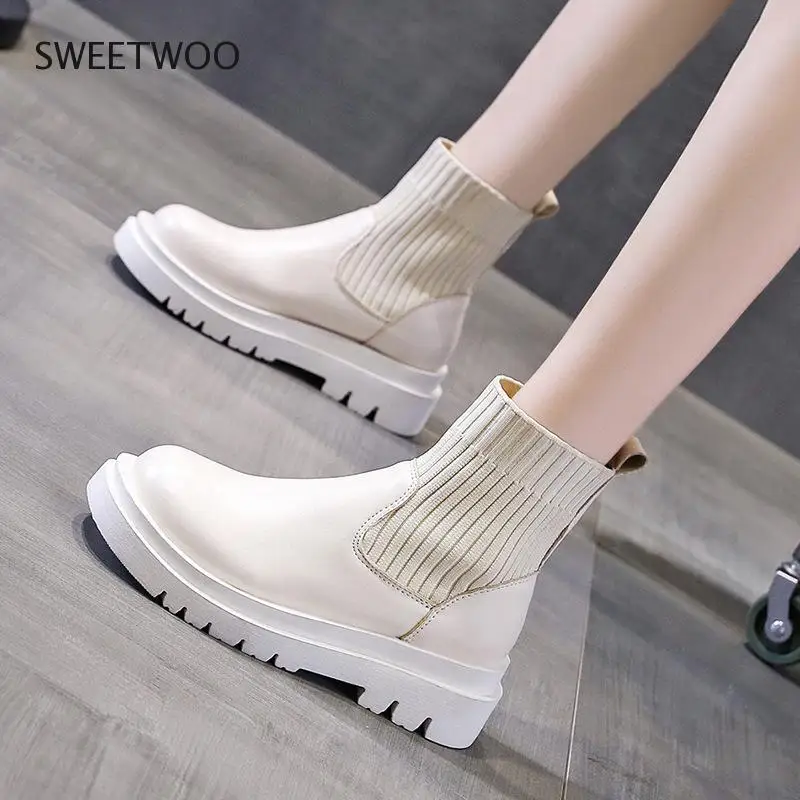 Ankle Boots Woman Slip-On Shoes Woman Fashion Knitted Elastic Round Toe Short Boots Platform Square Heels Leather Boots Women
Ankle Boots Woman Slip-On Shoes Woman Fashion Knitted Elastic Round Toe Short Boots Platform Square Heels Leather Boots Women