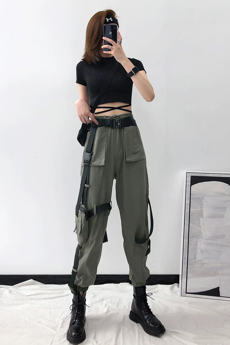 Overalls women's loose BF leisure straight tube high waist show thin and handsome
Overalls women's loose BF leisure straight tube high waist show thin and handsome