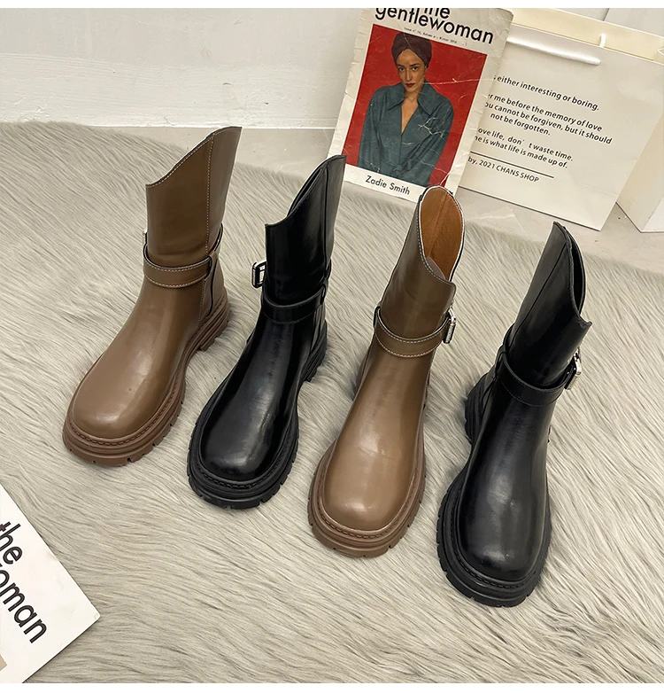 Ботинки женские короткие на толстой подошве, в стиле ретро
Ботинки женские короткие на толстой подошве, в стиле ретро