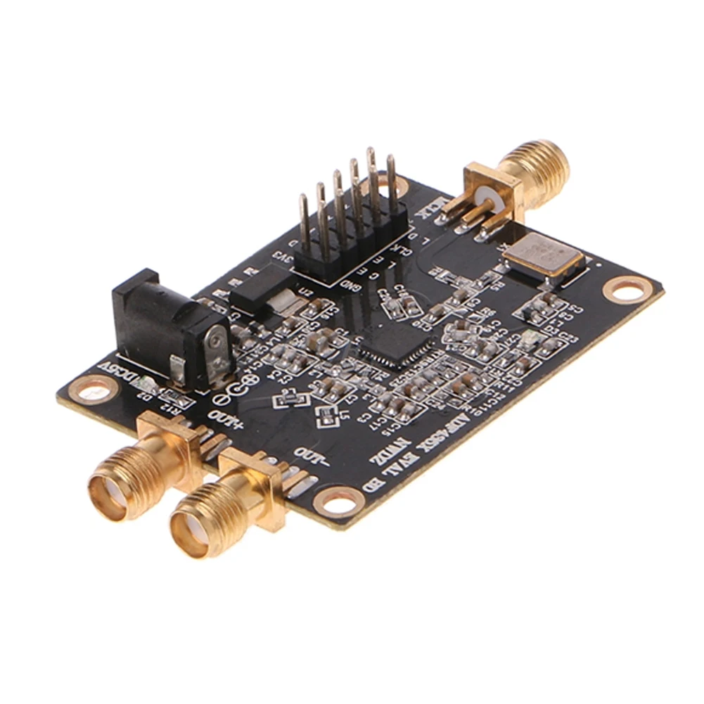 RF Signal Source Generator Module 35M-4.4GHz PLL Frequency Synthesizer ADF4351 Development Board with SMA Interface
RF Signal Source Generator Module 35M-4.4GHz PLL Frequency Synthesizer ADF4351 Development Board with SMA Interface