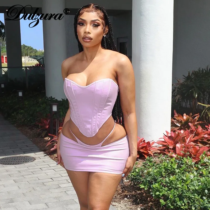 Dulzura 2021 Summer Women Corset Mini Skirt Set Patchwork Tanks Hollow Out Bodycon Sexy Streetwear Party Club 2 Pieces Outfit
Dulzura 2021 Summer Women Corset Mini Skirt Set Patchwork Tanks Hollow Out Bodycon Sexy Streetwear Party Club 2 Pieces Outfit