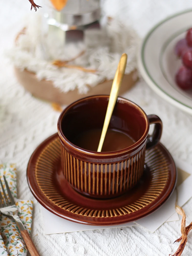 

Japanese Ceramic Retro Coffee Mug with Lid and Spoon Breakfast Cup Oatmeal Kubki Do Kawy I Herbaty Kubek Ceramiczny Couple Gifts