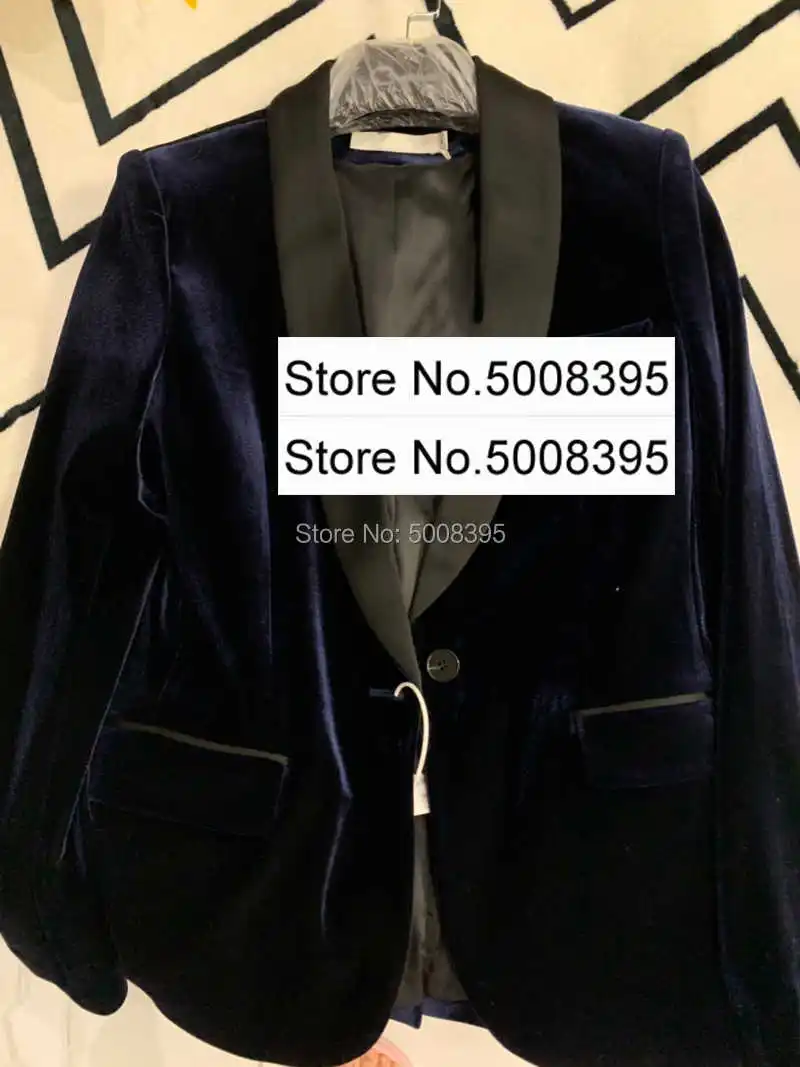 Woman Navy Velvet Blazer Single Button Lapel Collar Long Sleeve Buttoned Cuffs High quality Suit 2021SS
Woman Navy Velvet Blazer Single Button Lapel Collar Long Sleeve Buttoned Cuffs High quality Suit 2021SS