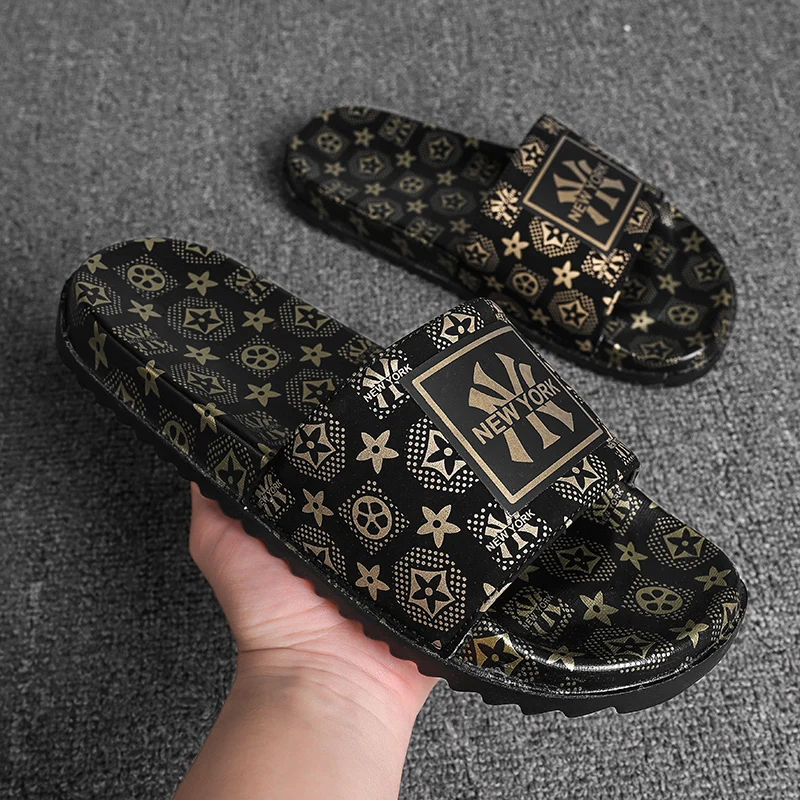 Men'S Luxury Fashion Slippers Summer Non-Slip Lightweight Beach Sandals Casual Designer Indoor Bathroom Slippers 39-45
Men'S Luxury Fashion Slippers Summer Non-Slip Lightweight Beach Sandals Casual Designer Indoor Bathroom Slippers 39-45