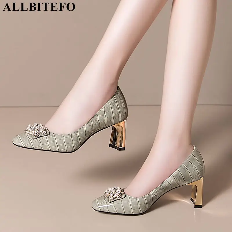 ALLBITEFO size 33-43 Beaded design genuine leather women heels shoes golden heel fashion casual high heels women high heel shoes
ALLBITEFO size 33-43 Beaded design genuine leather women heels shoes golden heel fashion casual high heels women high heel shoes