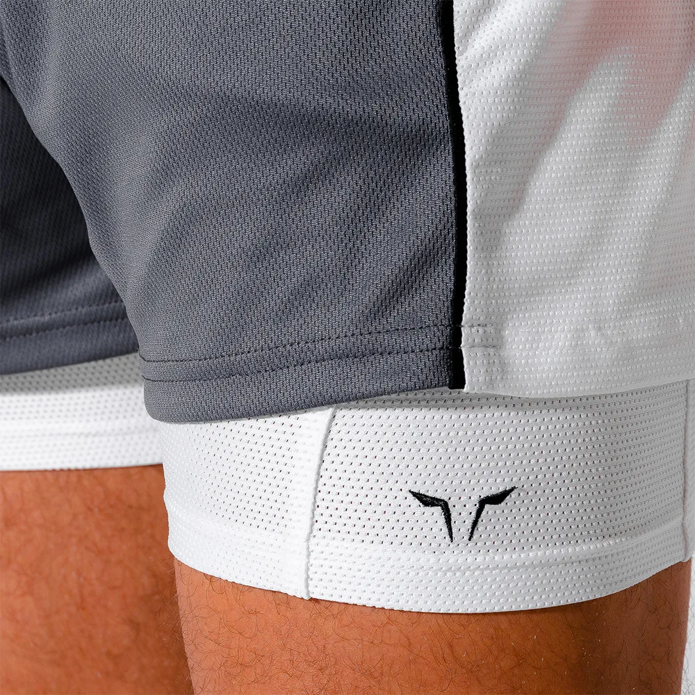 2020 New Summer short mens gyms Casual 2 in 1 jogger Shorts men Fitness Bodybuilding zip pocket shorts
2020 New Summer short mens gyms Casual 2 in 1 jogger Shorts men Fitness Bodybuilding zip pocket shorts