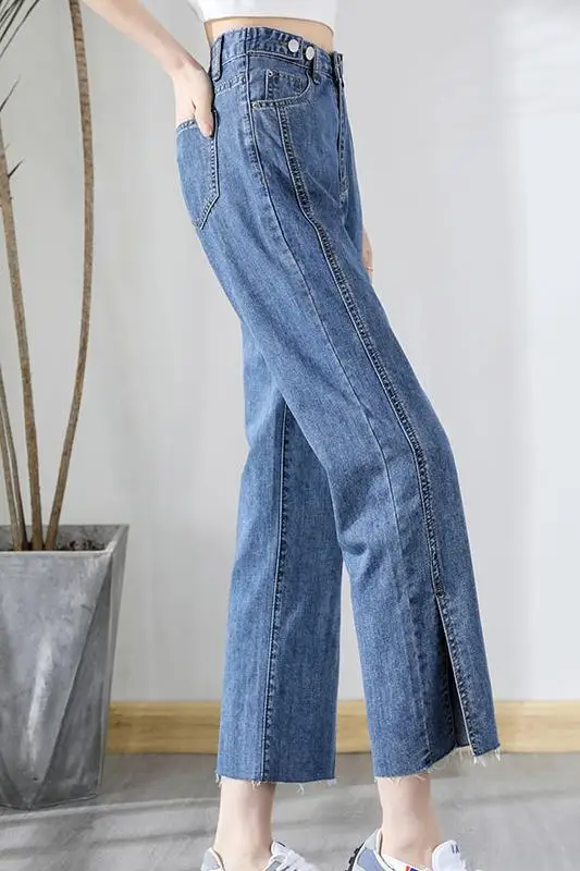 Women Jeans High Waist Flare Pants 2021 New Fashionable Front Side Slit Leg Jeans Wide Leg Ladies Washed Trousers 
Women Jeans High Waist Flare Pants 2021 New Fashionable Front Side Slit Leg Jeans Wide Leg Ladies Washed Trousers