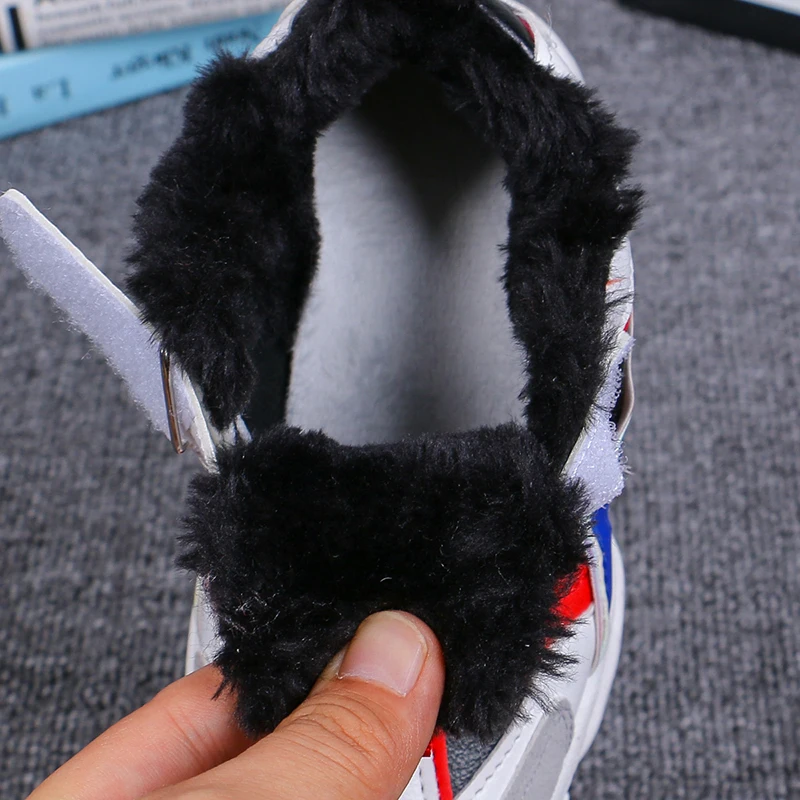 New Children Casual Shoes Leather toddler girls Running Shoes Air Cushion Damping Boys Sneakers Soft Bottom Kids Sports Shoes 
New Children Casual Shoes Leather toddler girls Running Shoes Air Cushion Damping Boys Sneakers Soft Bottom Kids Sports Shoes