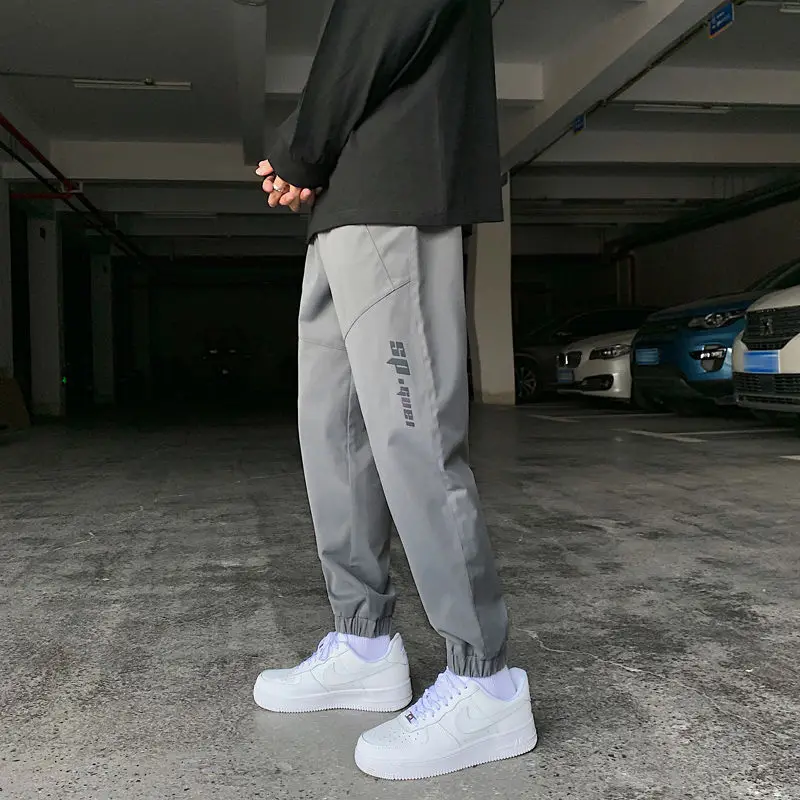 Spring Autumn Casual Sports Pants Printed Letters Fashion Trendy Feet Male Trousers Slim Summer Stitching Loose Pants Cotton
Spring Autumn Casual Sports Pants Printed Letters Fashion Trendy Feet Male Trousers Slim Summer Stitching Loose Pants Cotton
