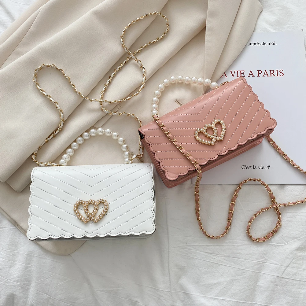 Fashion Pearl Handle Messenger Bag Women PU Leather Elegant Love Heart Small Square Shoulder Crossbody Handbag For Women 2021
Fashion Pearl Handle Messenger Bag Women PU Leather Elegant Love Heart Small Square Shoulder Crossbody Handbag For Women 2021