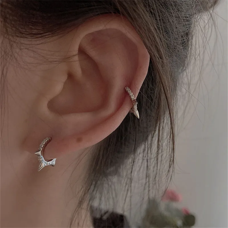 925 Sterling Silver Piercing Crystal Rivet Charm Hoop Earring For Women Party Wedding Earing Jewelry eh1401
925 Sterling Silver Piercing Crystal Rivet Charm Hoop Earring For Women Party Wedding Earing Jewelry eh1401
