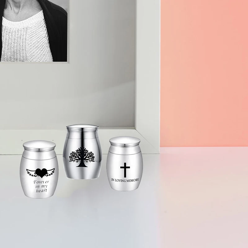Mini Urns For Human Ashes Pet Birds Cat Container Jar Memorial Dog Funeral Cremation Urns Casket In Loving Memory Sympathy Gift
Mini Urns For Human Ashes Pet Birds Cat Container Jar Memorial Dog Funeral Cremation Urns Casket In Loving Memory Sympathy Gift