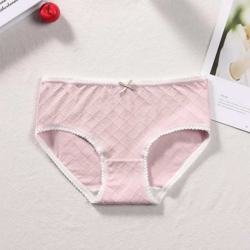 Cotton Women Panties Elastic Soft Large Size XXXL Diamond Lattice Ladies Breathable Sexy High Waist Briefs Lace Underwear Women
Cotton Women Panties Elastic Soft Large Size XXXL Diamond Lattice Ladies Breathable Sexy High Waist Briefs Lace Underwear Women