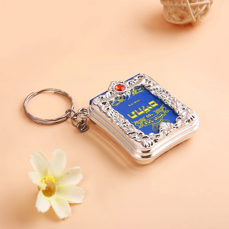 Universal Creative Pendants Gifts Keychains For Kids Friends Decorative Literary Crafts Simple All-match Bible Language Keychain
Universal Creative Pendants Gifts Keychains For Kids Friends Decorative Literary Crafts Simple All-match Bible Language Keychain
