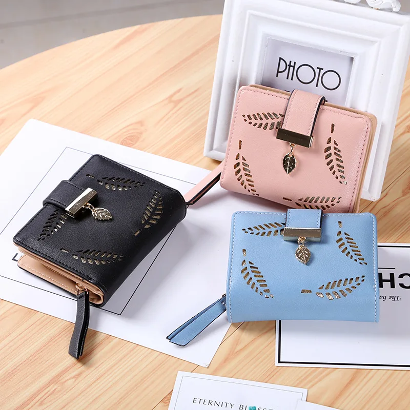 2021 Fashion Women Wallet Long Portfel Gold Hollow Leaves Pouch Cute Leather Handbag for Women Coin Purse Card Holders Clutch
2021 Fashion Women Wallet Long Portfel Gold Hollow Leaves Pouch Cute Leather Handbag for Women Coin Purse Card Holders Clutch
