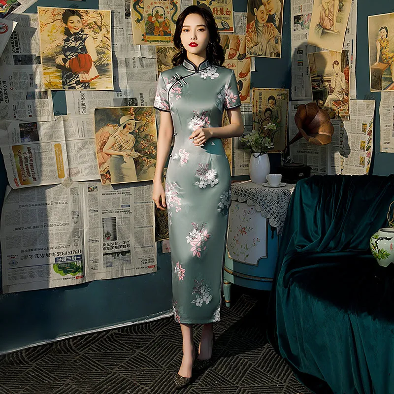 Chinese Vintage High Split Long Tight Cheongsam Chinese Style Traditional Floral Print Qipao Clothing For Women Plus Size 4XL
Chinese Vintage High Split Long Tight Cheongsam Chinese Style Traditional Floral Print Qipao Clothing For Women Plus Size 4XL