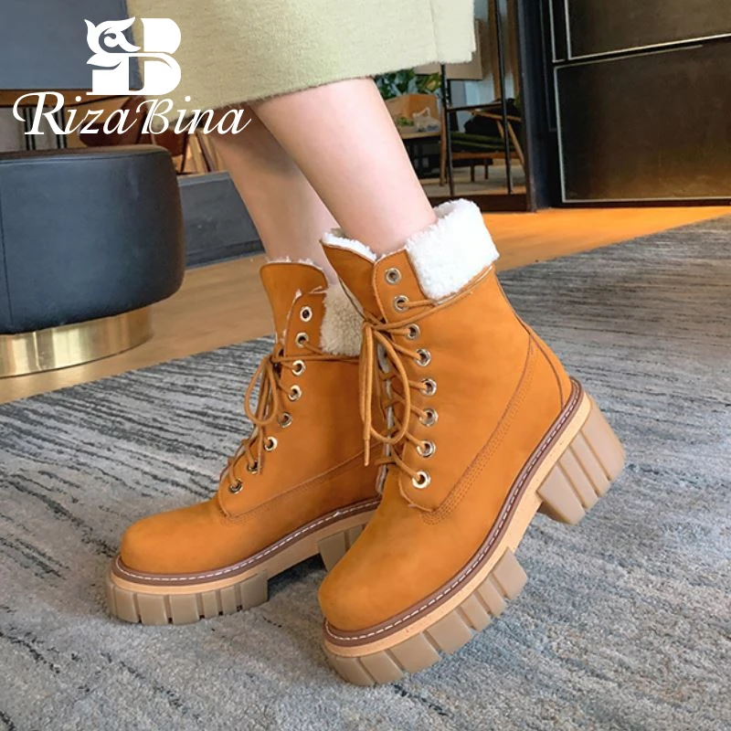RIZABINA 2022 Women Real Leather Ankle Boots Shoes Thick Heels Platform Thick Bottom Plush Fur Warm Ladies Footwear Size 34-39 
RIZABINA 2022 Women Real Leather Ankle Boots Shoes Thick Heels Platform Thick Bottom Plush Fur Warm Ladies Footwear Size 34-39